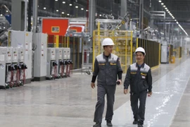 Alcanza Vietnam superávit comercial de tres mil millones de dólares 