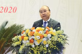 Primer ministro vietnamita insta a fuerzas policiales a cumplir la misión de proteger la Patria