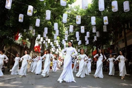 Celebrarán Festival Ao Dai en ciudad antigua de Hoi An