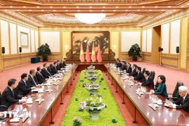 Académicos elogian viaje del premier vietnamita a China