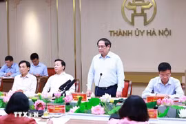 Premier de Vietnam traza tareas claves para Hanoi