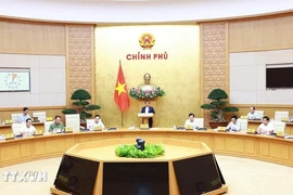 Gobierno de Vietnam analiza situación socioeconómica y traza futuras tareas