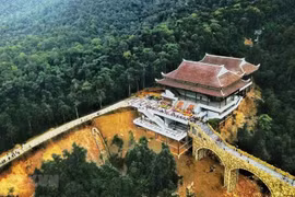 Comunidades religiosas contribuyen a fortalecer y promover gran unidad nacional en Vietnam