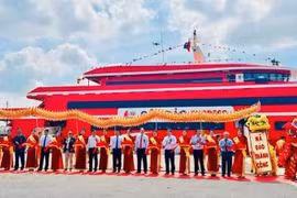 En la inauguración del servicio de barcos de pasajeros de alta velocidad entre Ciudad Ho Chi Minh y Con Dao (Fuente: VNA)
