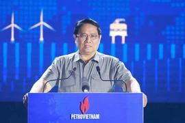 El primer ministro Pham Minh Chinh pronuncia un discurso en el evento (Fuente: VNA)