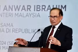 El primer ministro de Malasia, Datuk Seri Anwar Ibrahim, pronuncia un discurso durante una reunión con la diáspora malasia en la India el 20 de agosto de 2024. (Fuente: Bernama)