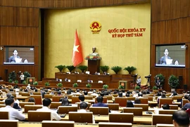 En la sesión de trabajo hoy de la Asamblea Nacional de Vietnam de la XV Legislatura (Fuente: VNA)