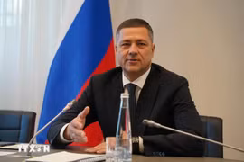 El gobernador de la provincia rusa de Pskov, Mikhail Vedernikov, en la entrevista con la VNA (Fuente: VNA)