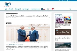 El artículo publicado el 9 de julio por el periódico digital ThmeyThmey, titulado "Nuevo presidente de Vietnam realiza primera visita a Camboya”. 