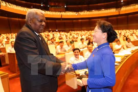 Robustecen cooperación entre parlamentos de Vietnam y Cuba