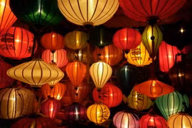 Hoi An, ciudad iluminada con linternas