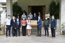 Embajada vietnamita en Tailandia ayuda a connacionales a combatir el COVID-19