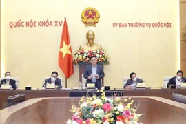 Debaten en Vietnam políticas específicas en lucha contra el COVID-19