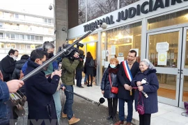 Apoyan en Francia a lucha por justicia de víctimas de dioxina en Vietnam
