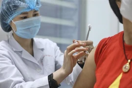 Comienzan última fase de ensayo de vacuna vietnamita contra el COVID-19
