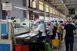 Localidades vietnamitas preparan actividades por el Mes del Obrero 2021