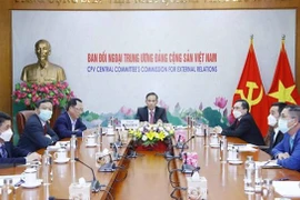 Intercambian resultados de últimos plenos de Comités Centrales de Partidos Comunistas de Vietnam y China 