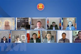 Vietnam asiste a foro de conexión de ASEAN