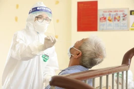 Disminuyen casos diarios del COVID-19 en Vietnam