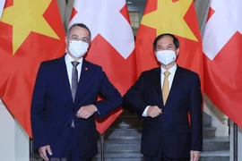 Vietnam-Suiza: 50 años de relaciones diplomáticas 