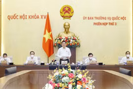 Asamblea Nacional de Vietnam concluye tercera reunión de su Comité Permanente