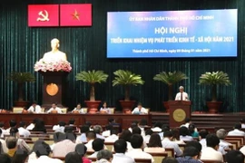 Empeña Ciudad Ho Chi Minh en mantener crecimiento económico y mejorar administración urbana