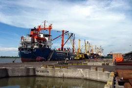 ASEAN promueve cooperación en transporte marítimo 