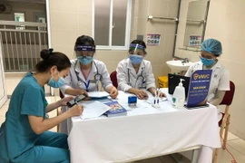 Hanoi prevé vacunar contra el COVID-19 a más de siete mil pobladores