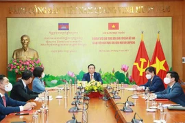 Vietnam y Camboya intensifican cooperación en trabajo de divulgación