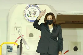 Vicepresidenta de Estados Unidos inicia su visita a Vietnam