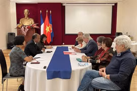 Asociación de Amistad Francia-Vietnam aporta al desarrollo de los nexos bilaterales 
