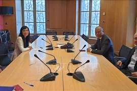 Francia por estrechar más los nexos de cooperación con Vietnam