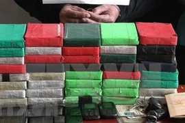 Detienen a tres traficantes de drogas ilegales en provincia vietnamita de Lao Cai