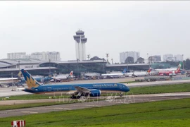 Suspenden vuelos hacia Ciudad Ho Chi Minh por COVID-19