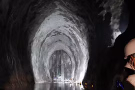Construyen en Vietnam mayor almacén subterráneo del Sudeste Asiático