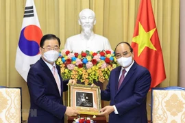 Presidente de Vietnam reitera determinación de promover cooperación con Corea del Sur 