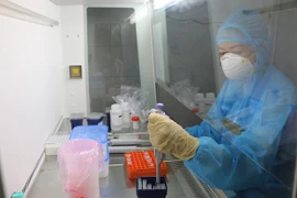 Fallece una trabajadora vietnamita tras una semana de contraer el COVID-19