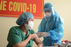 Ciudad vietnamita de Da Nang inicia vacunación contra el COVID-19
