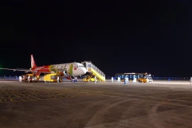 COVID-19: Aeropuerto vietnamita de Van Don reanuda vuelos internacionales