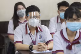 Cerca de 150 mil alumnos de Ciudad Ho Chi Minh regresan a la escuela