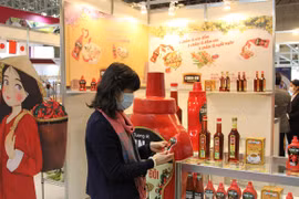Vietnam presenta productos agrícolas y alimentos en exhibición en Japón