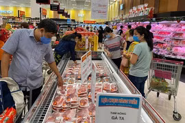 Ciudad Ho Chi Minh dispuesta a garantizar seguridad alimentaria en ocasión del Tet