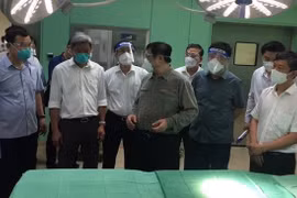 Primer ministro vietnamita inspecciona control pandémico en provincia sureña