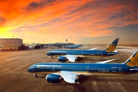 Vietnam Airlines firma contrato de crédito de mil 740 millones de dólares