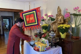 Conmemoran vietnamitas en Canadá a legendarios fundadores de su tierra natal 