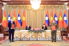 Vietnam presenta altas distinciones al Ministerio de Seguridad Pública de Laos 