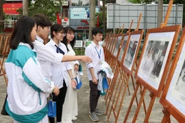 Exposición en provincia vietnamita resalta figura del Tío Ho