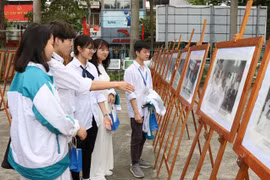 Exposición en provincia vietnamita resalta figura del Tío Ho