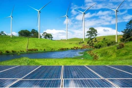 Reino Unido dispuesto a apoyar a Vietnam en proceso de transición energética