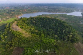 Exploran geoparque global único en provincia altiplana de Vietnam